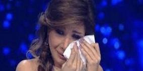 عراك خفي على الهواء في "آراب أيدول" بعد تحية من نانسي عجرم للجيش اللبناني