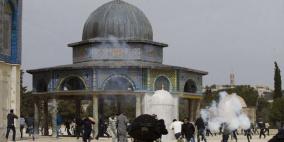 قوات الاحتلال تعتدي على مدير الأقصى وتعتقل أحد الحرّاس بعد الاعتداء عليه