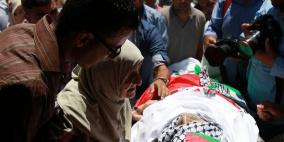 بالصور: الآلاف يشيعون جثمان الشهيد تيسير حبش في نابلس