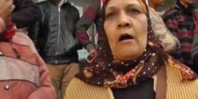 مصريات يهددن بخلع ملابسهن لإسقاط مرسي