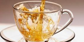 مقهى في دبي يقدم لزبائنه الشاي مخلوطاً بالذهب