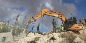 الاحتلال يخطر بهدم أربعة منازل في بيت دجن