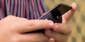 عبث في هاتفها فوجد رقمه تحت اسم "الخروف رقم.."