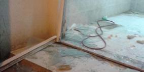 جيش الاحتلال يصادر ماكينات مصنع الريان للألبان بالخليل