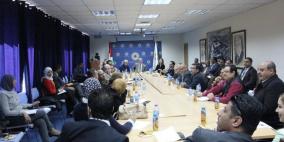 النقد تعقد اجتماعا مع منسقي مديريات التربية والتعليم وممثلي مدارس الغوث