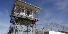 أربعة أسرى يواصلون إضرابهم عن الطعام