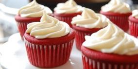 الإفراط في تناول السكريات يجعل الشخص يبدو أكبر في العمر