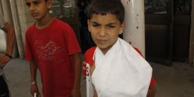 نور دراغمه ( 9 ) سنوات  وشقيقه مؤمن ( 13 ) عاما من قرية اللبن جنوب نابلس بعد أن اعتدى المستوطنون عليهما داخل منزلهم اليوم