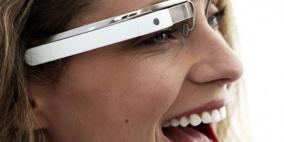 شاشة قابلة للارتداء من آبل شبيهة بنظارة جوجل