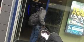 بريطانيا تعتقل رجلا حاول "بيع طفله"