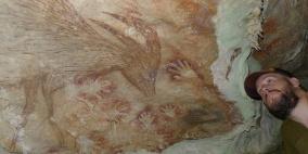 اكتشاف اقدم اللوحات الصخرية في كهف بإندونيسيا