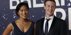 مؤسس فيسبوك: ابنتي أشارت بـ"Like" من بطن أمها