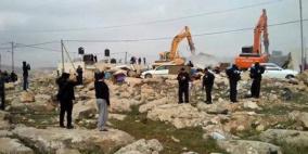 جرافات الاحتلال تهدم منزلا في العيسوية وسط القدس