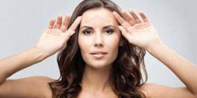 "شريط لاصق".. أحدث تقنيات القضاء على التجاعيد