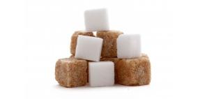 4 طرق لتناول كميات أقلّ من السكر