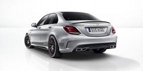 الجيل الثاني من سيارات مرسيدس من طراز C63 AMG