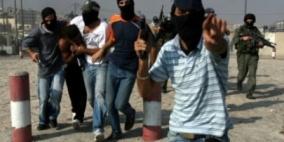 قوات خاصة إسرائيلية تختطف مواطنا من منزله شمال الخليل