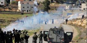 قوات الاحتلال تعتقل 11 متضامنا وتعتدي على المشاركين في مسيرة النبي صالح