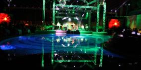 الفنان يوسف عرفات يحيي حفلا فنيا في فندق جراند بارك في رام الله بالأمس