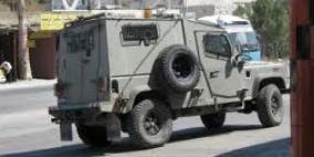 قوات الاحتلال تعتقل شابا من قرية بيت عور