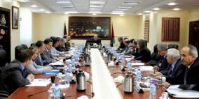 مجلس الوزراء يؤكد دعمه لقرارات 'المركزي' ومساندته للأسرى الإداريين