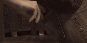 شاب أميركي يصمم محفظة غير قابلة لـ”النشل”