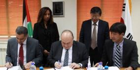وزارة الاتصالات والتخطيط توقعان اتفاقية بقيمة 7 مليون دولار