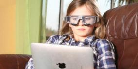 نظارات لتعقب عدد الكلمات المقروءة وتلخيص المحتوى النصي بعد القراءة