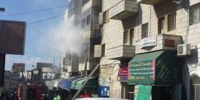 بالصور : اندلاع النيران في شقة برام الله