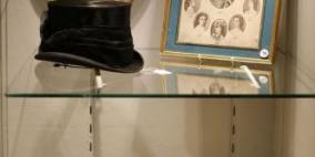 بيع قبعة كانت ترتديها الإمبراطورة إليزابيث بأكثر من 186 ألف دولار