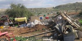 الاحتلال يهدم خيم وبركسات وابار في الاغوار