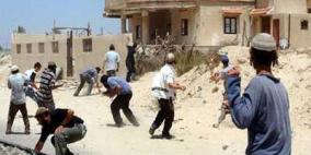 إصابة 3 مواطنين في اعتداء للمستوطنين في مخماس