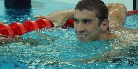 فيليبس يعانق المجد