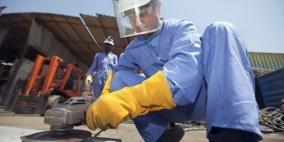 ثري كندي يترك الملايين ليعمل عامل في دبي