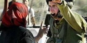 إبعاد مقدسية عن الأقصى بسبب تصديها للمتطرفة 'شلومي'