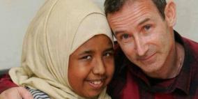 أستاذ يتبرع بكليته وينقذ تلميذته... بلا مقابل