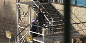 اعتقال فتاة قرب الحرم الابراهيمي بالخليل