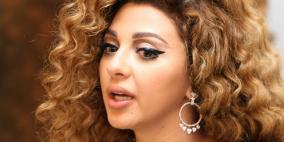 شاب يعبر عن إعجابه بميريام فارس بطريقة مبتكرة تضحكها