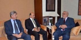 الوزير الحساينة يطلع رئيس الوزراء المغربي على المستجدات في فلسطين