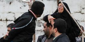إيرانية تصفع قاتل ابنها وتنقذه من حبل المشنقة