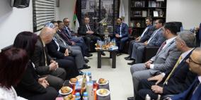 الحمد الله يتفقد مقر النيابة العامة ويطلع على انجازاتها واحتياجاتها