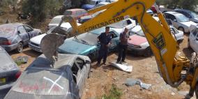 اتلاف 71 مركبة و9 دراجات نارية غير قانونية في رام الله