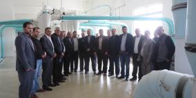 اجتماع شركة مطاحن القمح الذهبي بنقابة تجار المواد الغذائية في الخليل