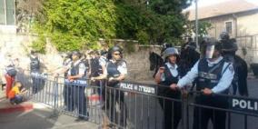 إصابات واعتقالات خلال قمع الاحتلال لمسيرة سلمية وسط القدس