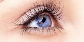 خطوات تركيب الرموش الصناعية