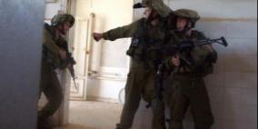 الاحتلال يعتقل ستة أسرى محررين من الخليل