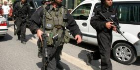 الاحتلال يعتقل مواطنا مقدسيا