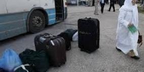 معبر رفح: مغادرة 443 معتمرًا وعودة 457 عالقًا اليوم