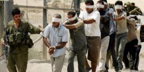 الاحتلال يعتقل عشرة مواطنين من الخليل ورام الله