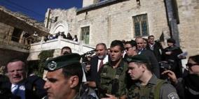 'الإسلامية المسيحية': اقتحام ليبرمان للحرم الابراهيمي استفزاز